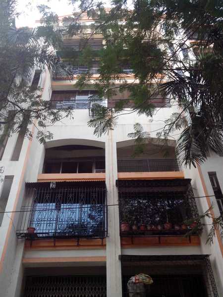 Building - Water Queen, Bandra West